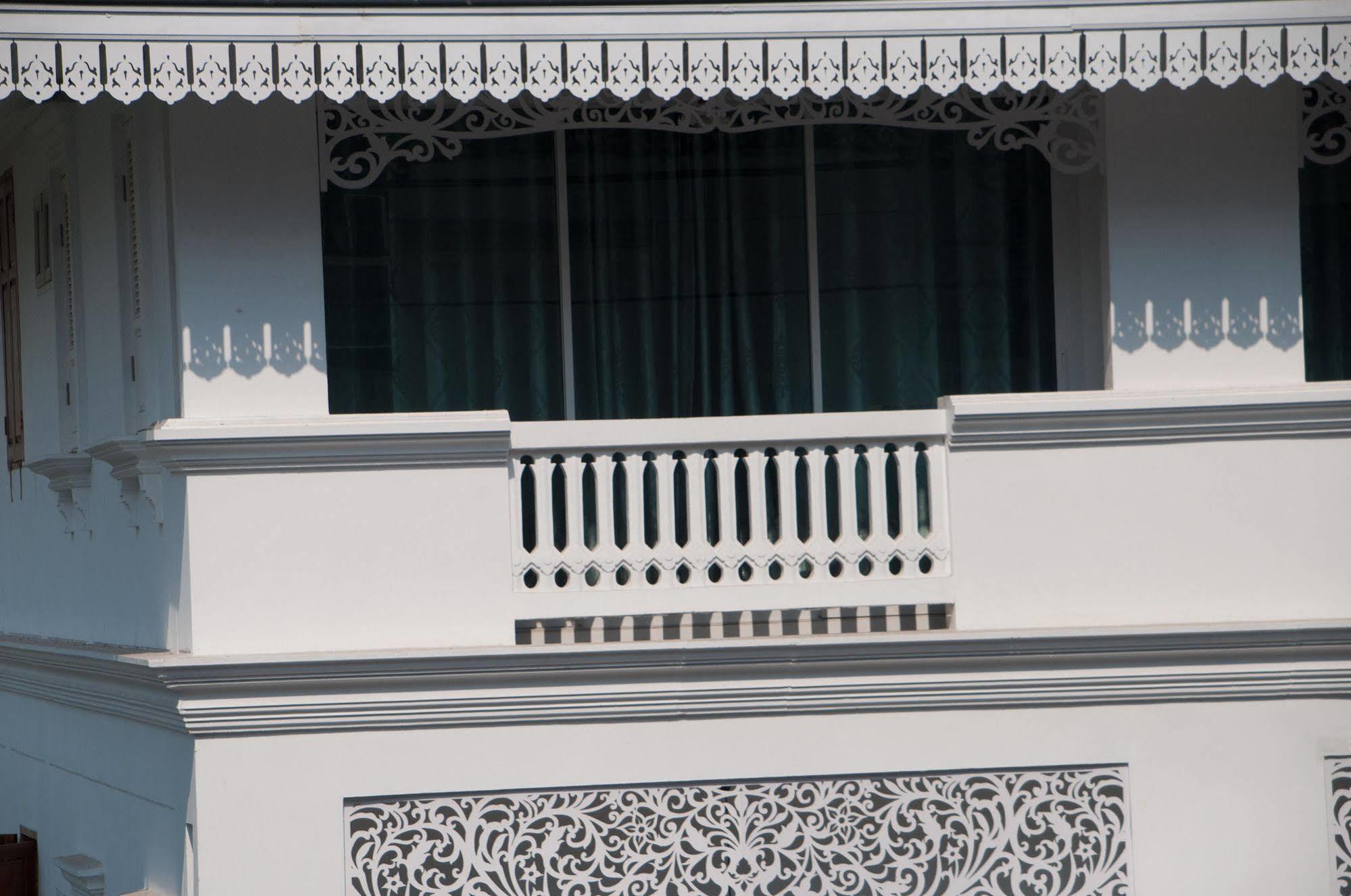 Dharasom' S Colonial House Hotel Banguecoque Exterior foto
